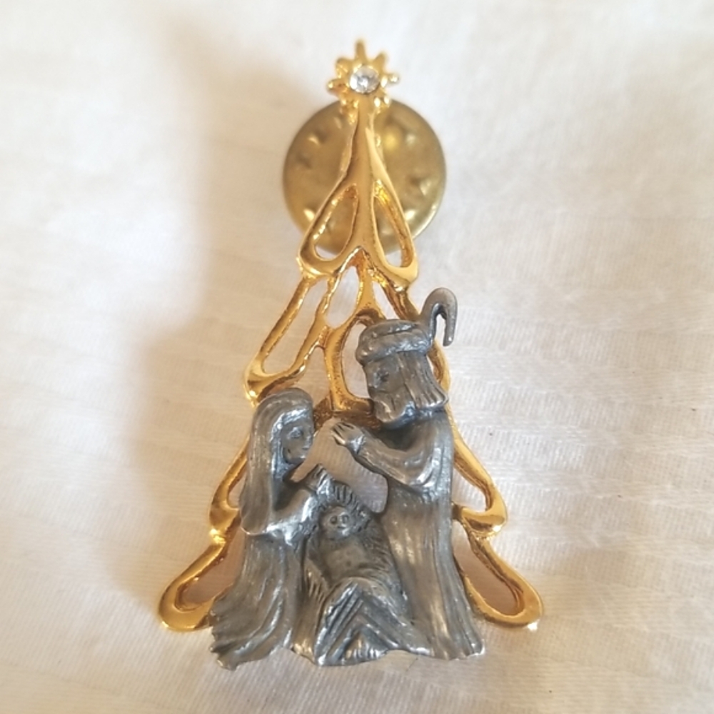 Vintage Lim Pewter Gold Mary Joseph Jesus Christmas Tree Brooch